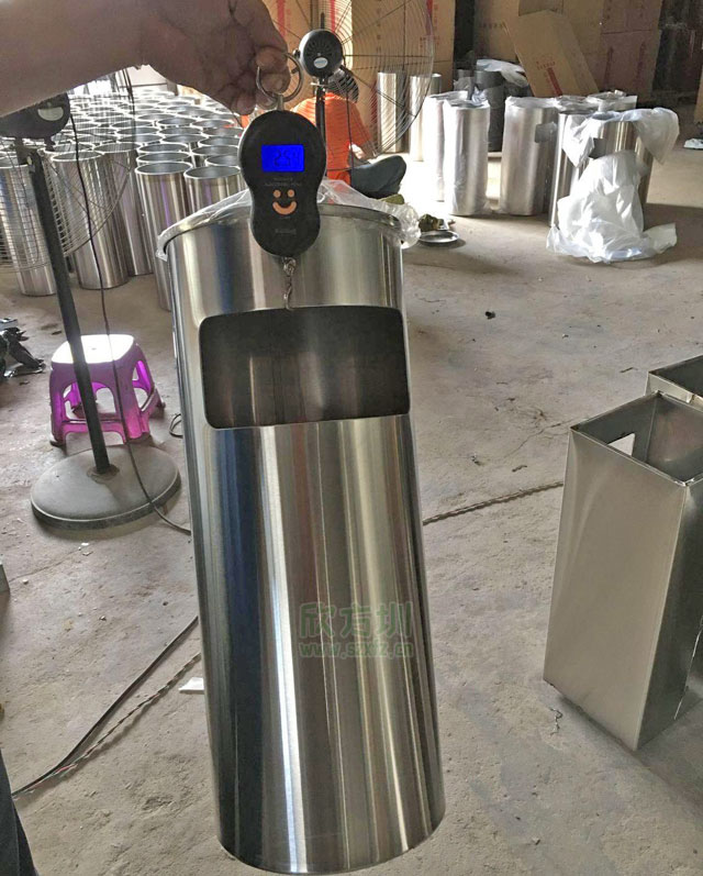 上海不銹鋼座地?zé)熁彝白愫裾娌膶?shí)料，確保質(zhì)量統(tǒng)一