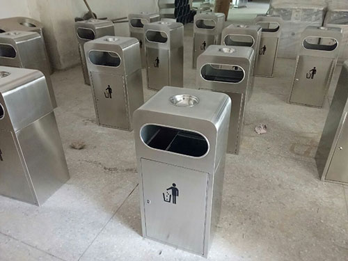 欣方圳不銹鋼垃圾桶廠家 為黃岡客戶精心打造。